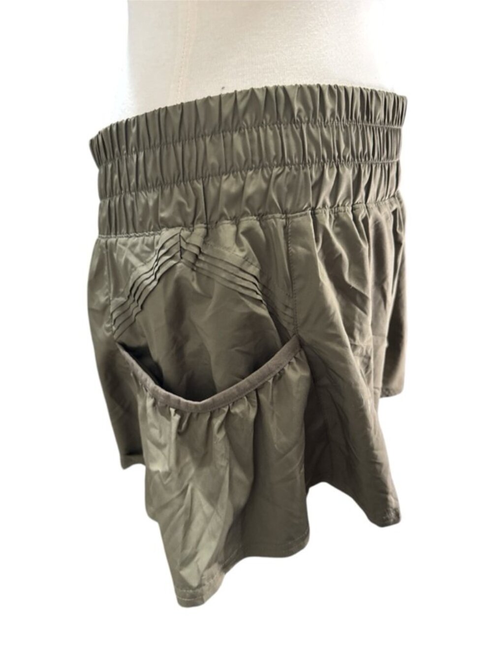 Elastic-Waist Athletic Shorts - Picture 2 of 3